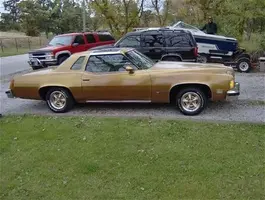 1976-pontiac-grand-prix-2.webp