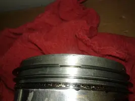 2015-3-2 Piston Skirt 2.webp