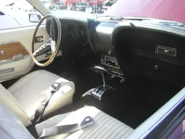 int steering wheel #2.webp