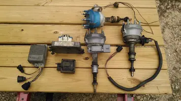 Ford CD Distributor.webp