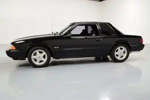 1993-ford-mustang-lx.webp
