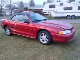1995 Mustang convertible.webp