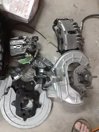 5lug.webp