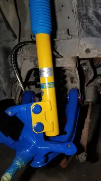 87 struts mounted on 85 spindle.webp