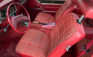 ford-mustang-ii-interior-630x390.webp