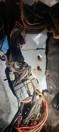 Wires mess.webp