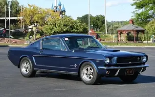 mustang at minahans.webp