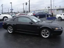 01mustang3.webp