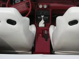 12interior1.webp