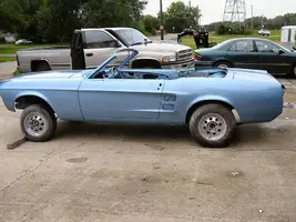 Mustangleavingbodyshop_zpscedff0fa.webp