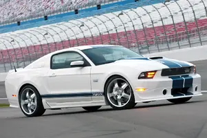 2011_shelby_gt350_3.webp