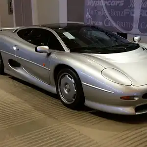 Sotheby'sXJ220.jpg