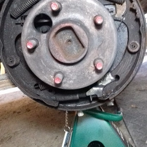 L Rear Axle.jpg