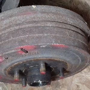 L top Brake Drum.jpg
